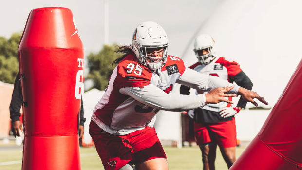 Arizona Cardinals defensive lineman Leki Fotu